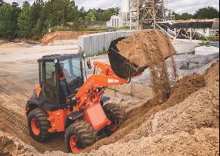 Încărcătoare pe roți Hitachi ZW80-5B