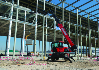 Încărcătoare telescopice cu structură superioară Manitou MRT-X 1845