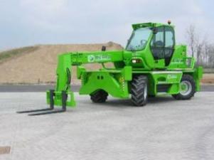 Încărcătoare telescopice cu structură superioară Merlo Roto 38.16