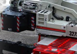 Macarale all-terrain Link-Belt ATC-3275