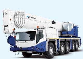 Macarale all-terrain Tadano ATF 220G-5 