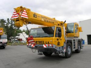 Macarale all-terrain Tadano ATF 40 G 2