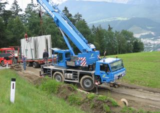 Macarale all-terrain Tadano ATF 40G-2