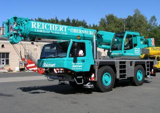 Macarale all-terrain Tadano ATF 40G-2