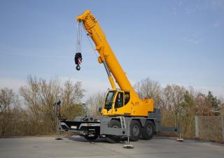 Macarale all-terrain Liebherr LTC 1050-3.1 