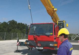 Macarale all-terrain Liebherr LTM 1030-2.1 