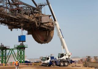 Macarale all-terrain Liebherr LTM 1050-3.1 