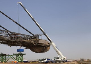 Macarale all-terrain Liebherr LTM 1050-3.1 