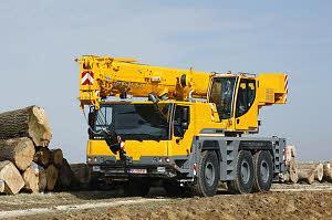 Macarale all-terrain Liebherr LTM 1050-3.1 