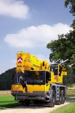 Macarale all-terrain Liebherr LTM 1055-3.2