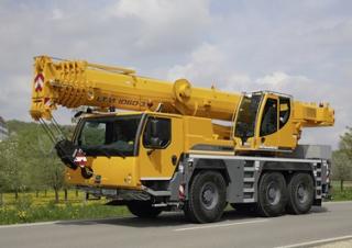 Macarale all-terrain Liebherr LTM 1060-3.1 
