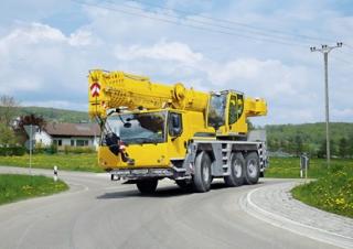 Macarale all-terrain Liebherr LTM 1060-3.1 