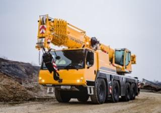 Macarale all-terrain Liebherr LTM 1090-4.2 