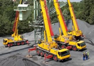 Macarale all-terrain Liebherr LTM 1095-5.1 