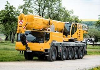 Macarale all-terrain Liebherr LTM 1100-5.2 