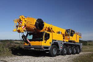 Macarale all-terrain Liebherr LTM 1100-5.2 