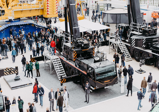 Macarale all-terrain Liebherr LTM 1110-5.1 