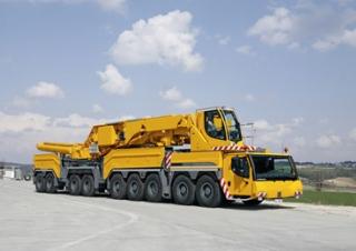 Macarale all-terrain Liebherr LTM 11200-9.1 