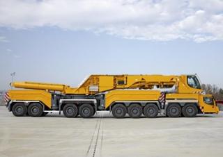 Macarale all-terrain Liebherr LTM 11200-9.1 