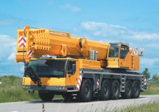 Macarale all-terrain Liebherr LTM 1200-5.1 