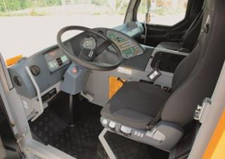 Macarale all-terrain Liebherr LTM 1200-5.1 