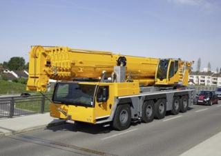 Macarale all-terrain Liebherr LTM 1250-5.1 