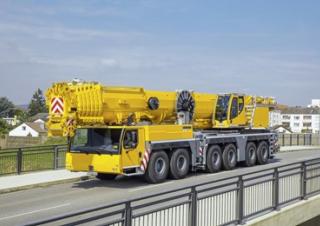 Macarale all-terrain Liebherr LTM 1300-6.2 