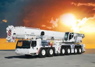 Macarale all-terrain Liebherr LTM 1300-6.2 