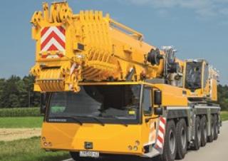 Macarale all-terrain Liebherr LTM 1300-6.2 