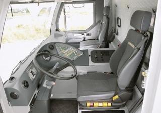Macarale all-terrain Liebherr LTM 1350-6.1 