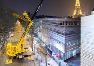 Macarale all-terrain Liebherr LTM 1350-6.1 