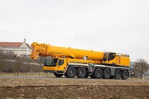 Macarale all-terrain Liebherr LTM 1350-6.1 