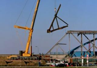 Macarale all-terrain Liebherr LTM 1400-7.1 