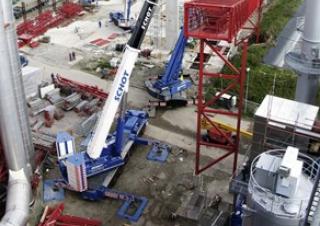Macarale all-terrain Liebherr LTM 1400-7.1 