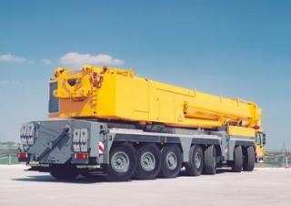 Macarale all-terrain Liebherr LTM 1400-7.1 