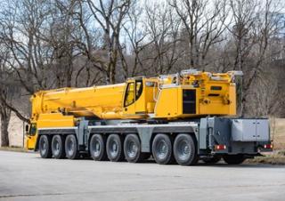 Macarale all-terrain Liebherr LTM 1450-8.1 