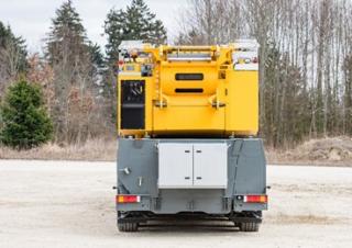 Macarale all-terrain Liebherr LTM 1450-8.1 