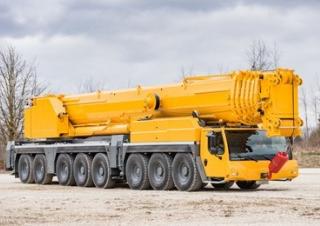 Macarale all-terrain Liebherr LTM 1450-8.1 