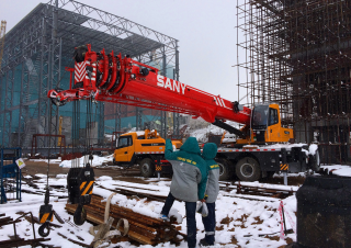 Macarale all-terrain Sany STC250C4
