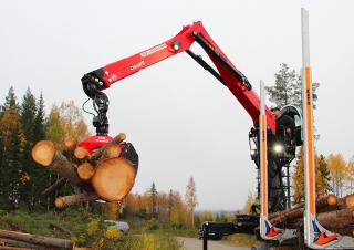 Macarale de încărcat bușteni Cranab TZ 18.2 D900