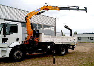 Macarale hidraulice de încărcare Effer 150 3S