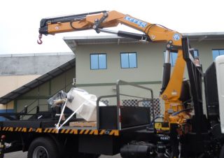 Macarale hidraulice de încărcare Effer 220 3S