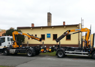 Macarale hidraulice de încărcare Effer 80 2S