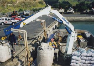 Macarale hidraulice de încărcare Cormach 8700 E2