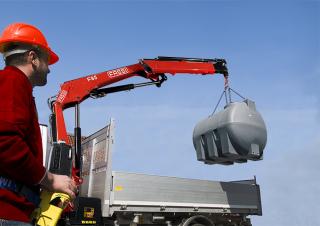 Macarale hidraulice de încărcare Fassi F 85 B 2.21 e-dynamic