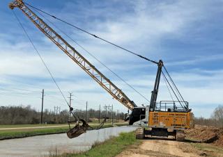 Macarale pe șenile - braț cu zăbrele Liebherr HS 8040.1
