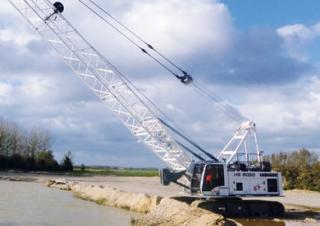 Macarale pe șenile - braț cu zăbrele Liebherr HS 8050 HD