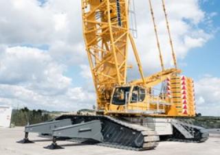Macarale pe șenile - braț cu zăbrele Liebherr LR 1500