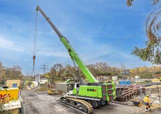 Macarale pe șenile - braț telescopic Sennebogen 6103 E