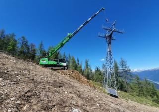 Macarale pe șenile - braț telescopic Sennebogen 643E